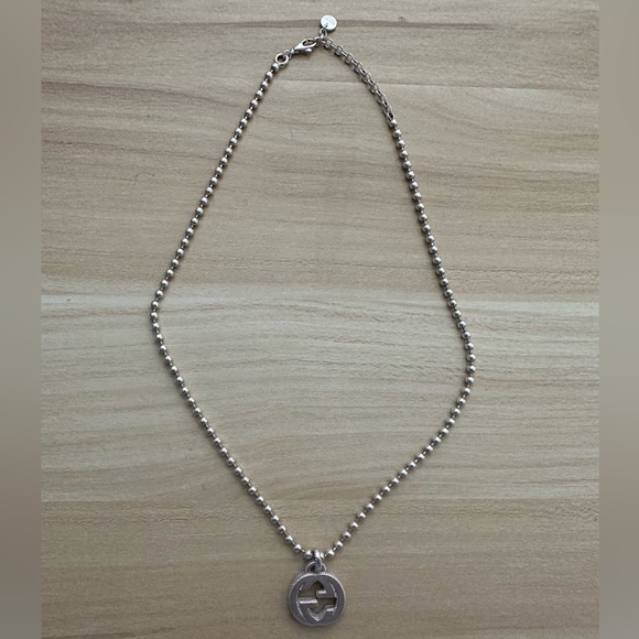 Gucci interlocking necklace - Picture 3 of 3